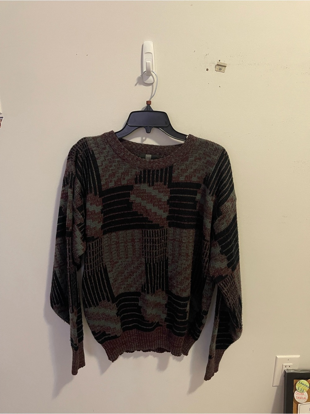 Geometric Pattern Knit Sweater in Brown and Olive (Fits Women’s Small/Med) - Picture 3 of 5